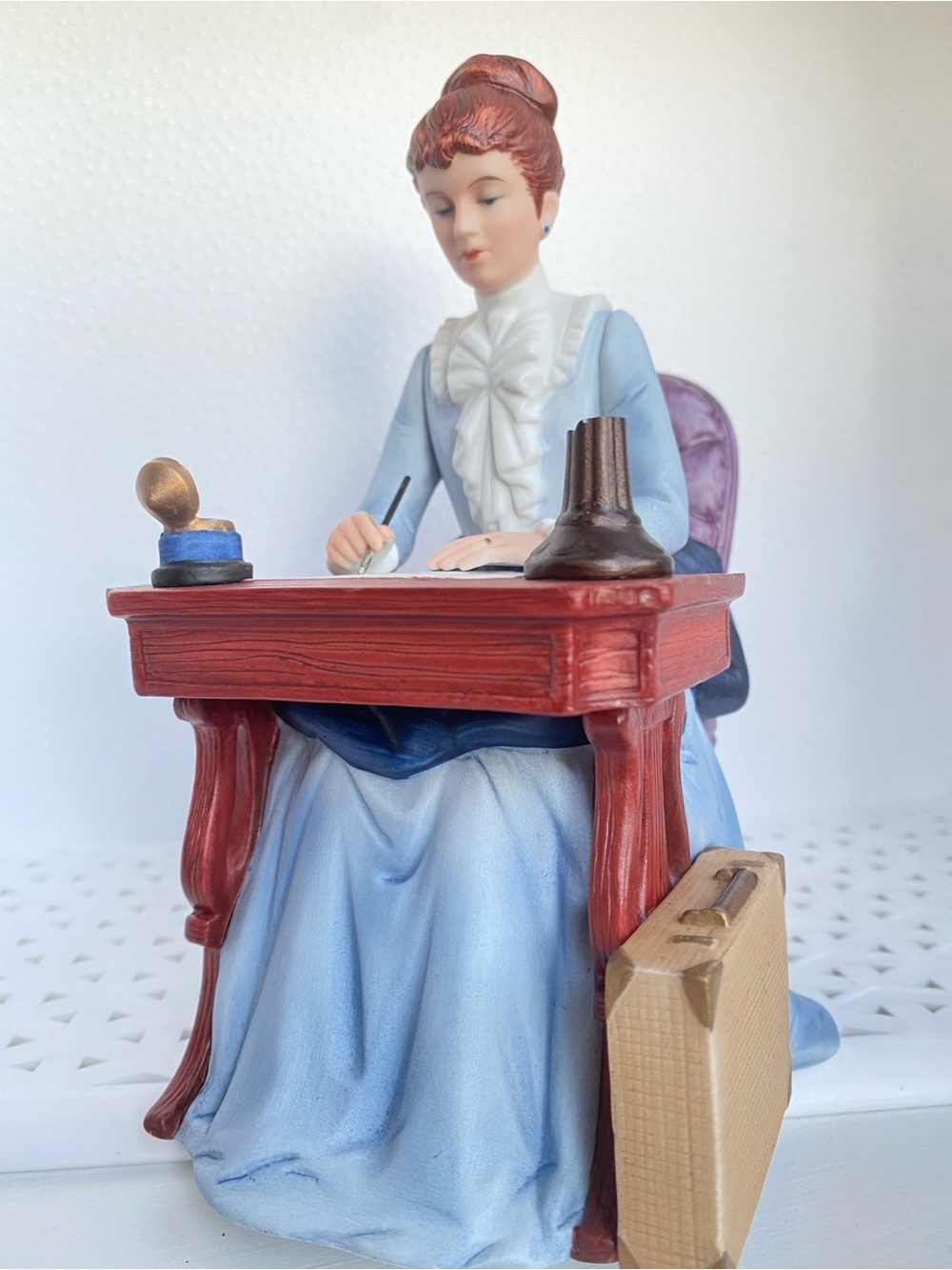 1985 Writer Lady Albee Award Victorian Broadway Custom Dressmaker Porcelain New - Picture 4 of 10